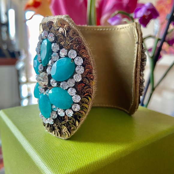 Turquoise cuff bracelet - Picture 4 of 7